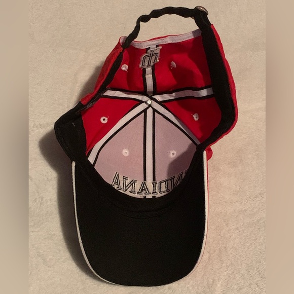 Indiana University Hoosiers Red & Black hat - Picture 5 of 7